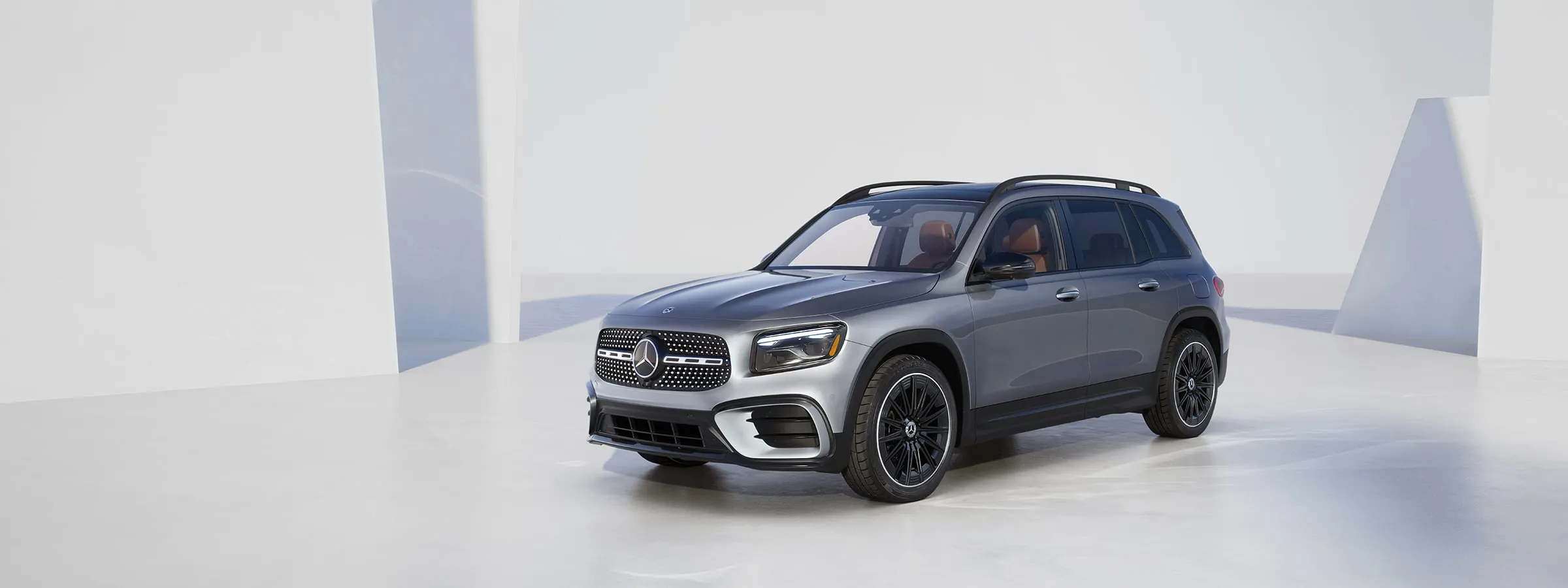 Mercedes-Benz GLB – Compact SUV with Grand Space and Style